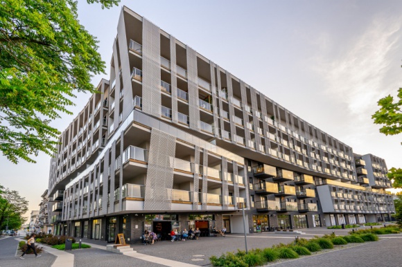 Wrocławscy architekci wskazują światowe trendy Sztuka, LIFESTYLE - Jaki będzie nowy rok w architekturze? Na czym skoncentrują się projektanci? Jak będą wyglądały budynki mieszkalne i biurowe? Nagradzani architekci z Wrocławia przybliżają współczesne podejście do architektury oraz rozwiązania, które są i będą na czasie.