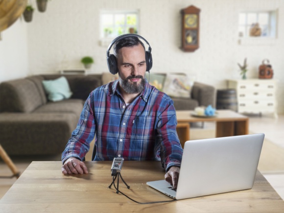 Olympus prezentuje zestawy rejestratorów dźwięku do zadań specjalnych Hobby, LIFESTYLE - Marka Olympus wprowadza nowe zestawy z rejestratorami dźwięków serii LS. Produkty powstały z myślą o dziennikarzach, influencerach, filmowcach oraz osobach nagrywających podcasty.