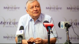 Anatolij Karpow w Polsce! Hobby, LIFESTYLE - Prawdziwa gratka dla miłośników szachów ? do Polski zawitał sam Anatolij Karpow.