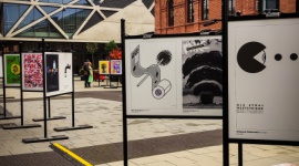 Rozpoczęła się wystawa plakatu ASP w Koneserze. Tematem przeciwdziałanie dezinfo Sztuka, LIFESTYLE - 24 października w Centrum Praskim Koneser zainaugurowana została wystawa ?Przeciwdziałanie dezinformacji. Kompetencje informacyjne i medialne dla każdego i stosowane przez wszystkich?.